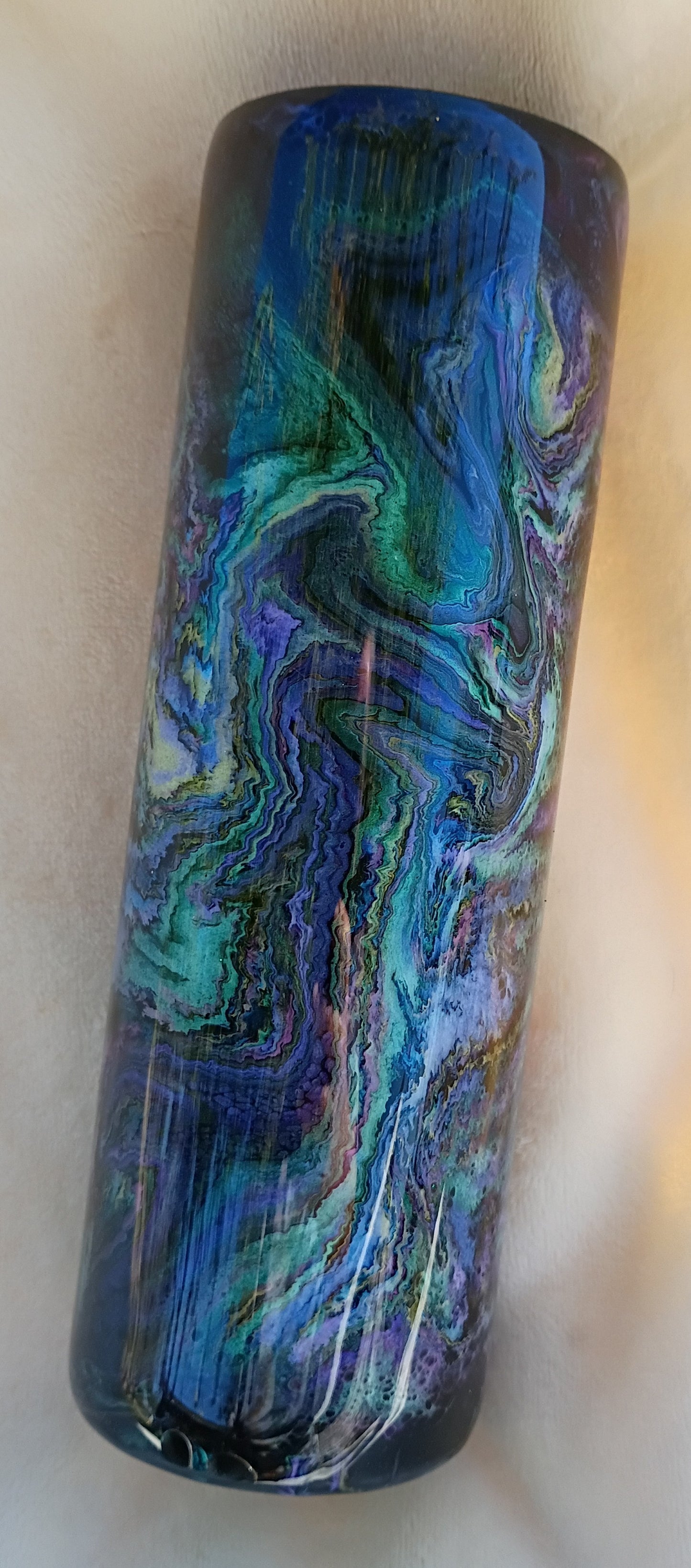 Abalone Dreams – 30oz Iridescent Tumbler on Black Base