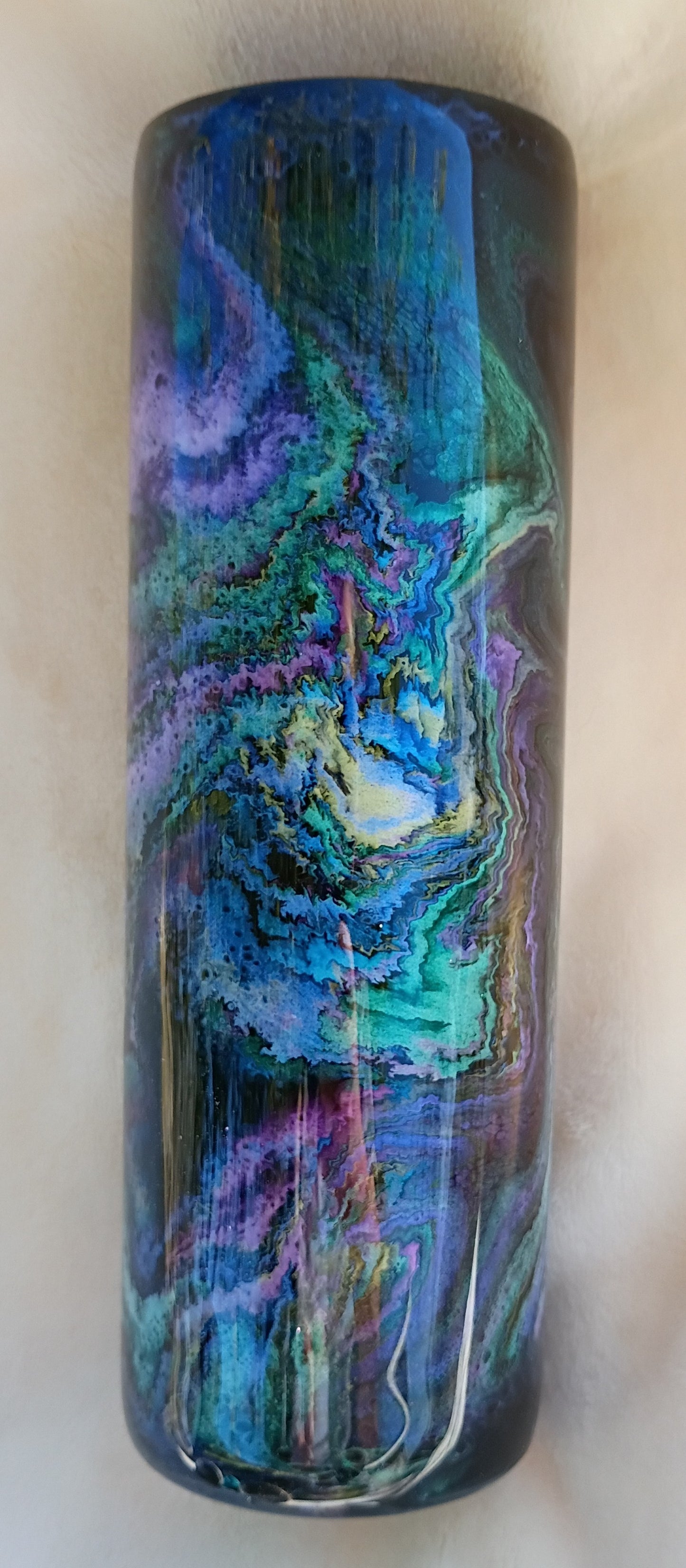 Abalone Dreams – 30oz Iridescent Tumbler on Black Base