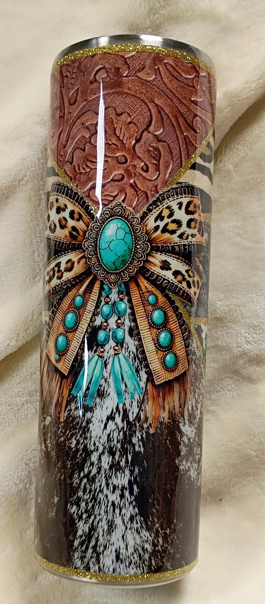 Cowgirl Classic – 30oz Western Hide Tumbler