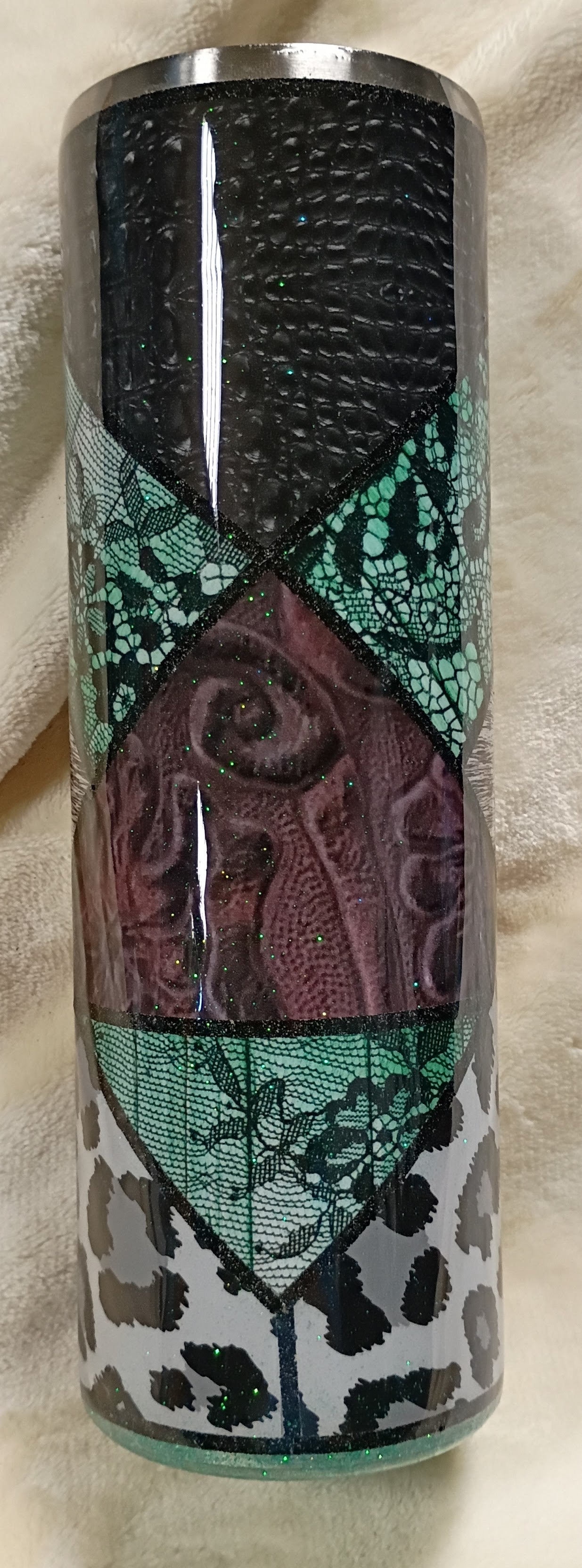 Wild Grace – 30oz Hogg Epoxy Tumbler