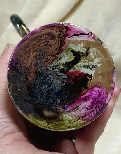 Plum Whispers” – 32 oz Tipsy Magnolia Traveler