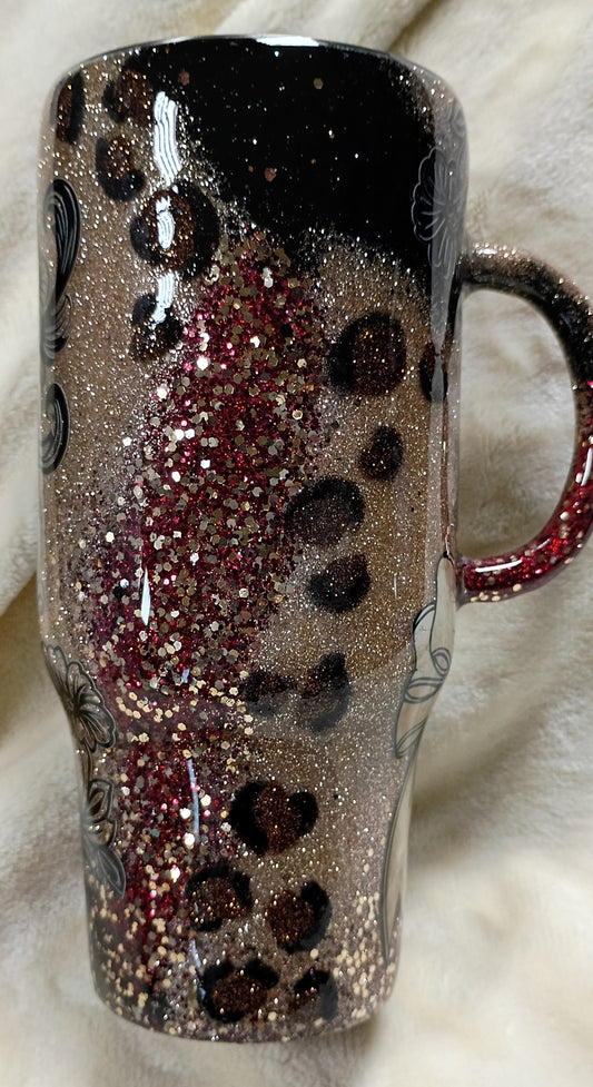 Gilded Gawdy Glam – 32oz Tipsy Magnolia